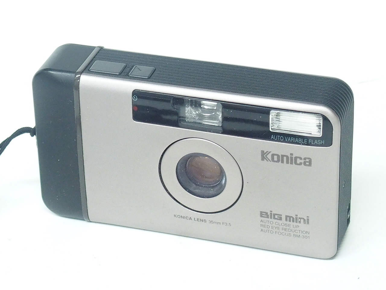 35mmF35コニカ BIG mini BM-301S フィルムカメラ 完動品　電池2本付